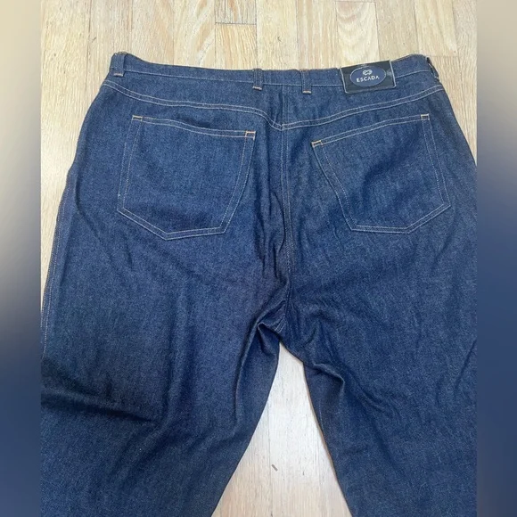 Escada size 44 indigo denim jeans with beading and embroidery - Picture 10 of 11